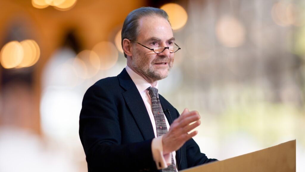 Timothy Garton enthüllt Europas wahre Demokratiegeheimnisse jetzt timothy garton